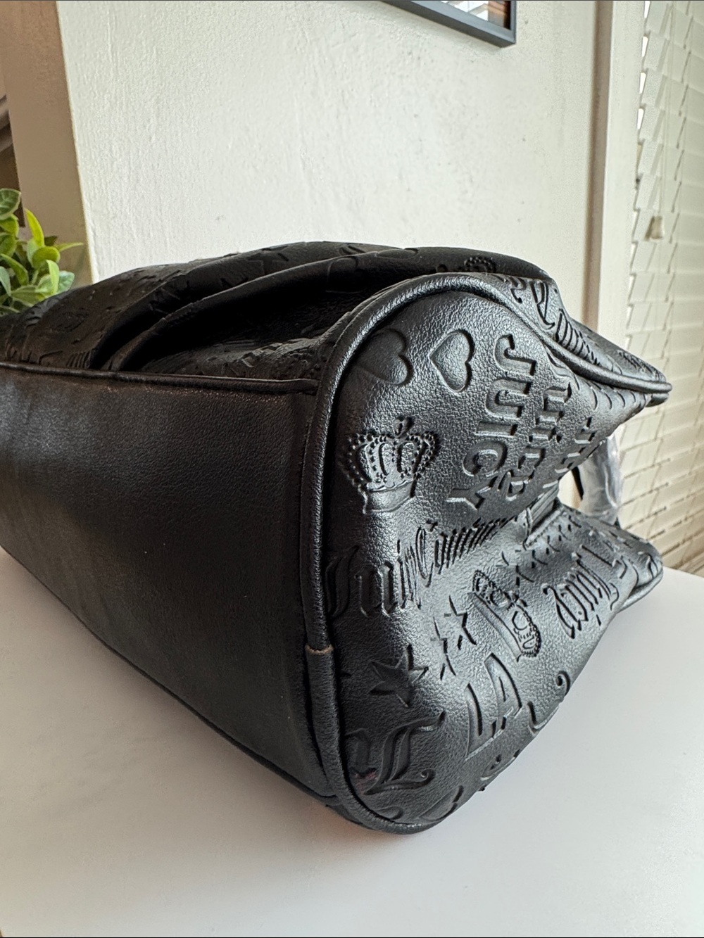 Juicy Couture Daydream Satchel - Picture 4 of 6